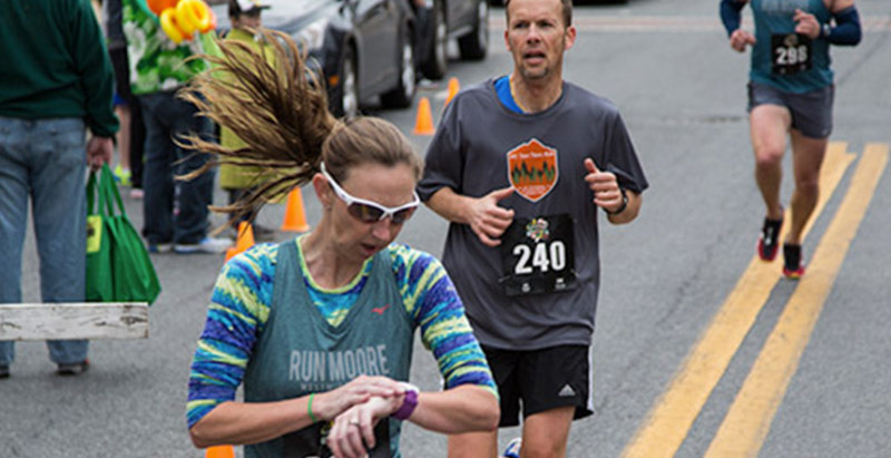 running-woman-watch